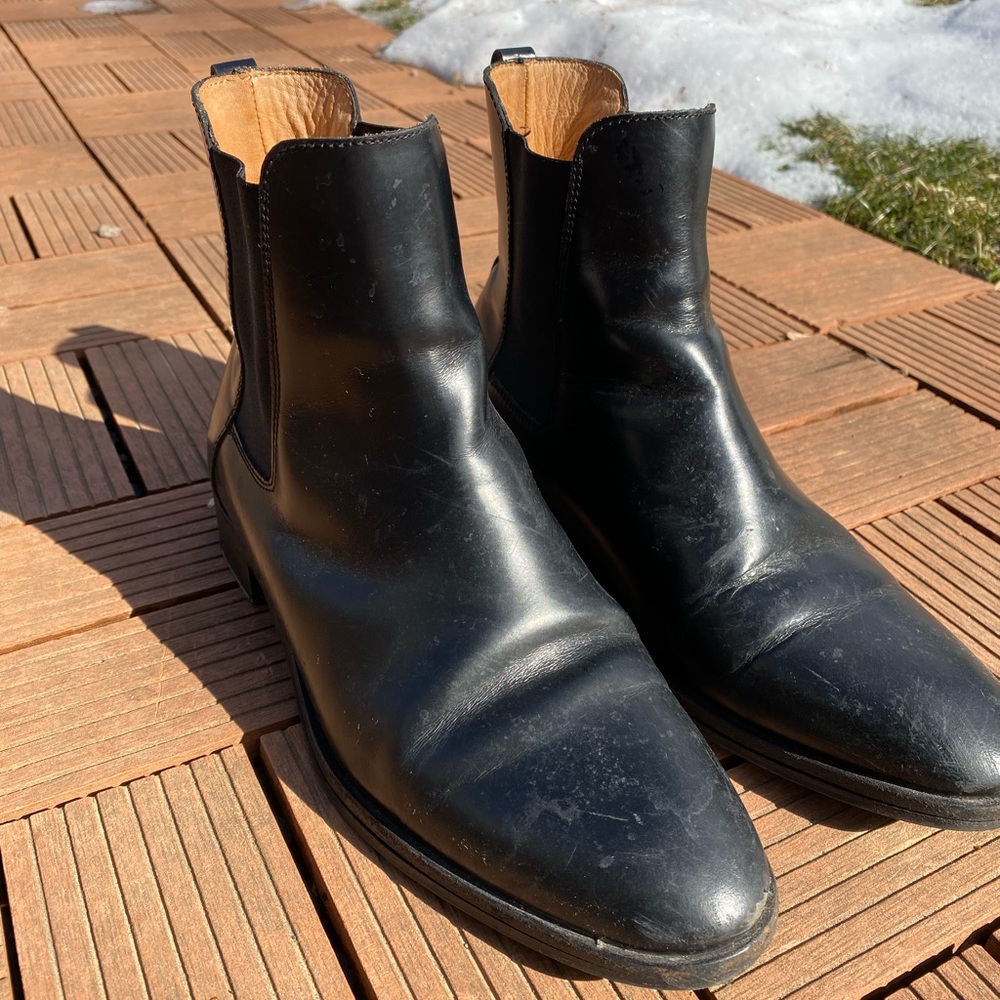 Leather Chelsea boot